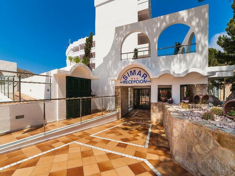 Hotel Globales Simar