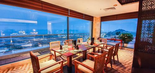 Sai Gon Ha Long Hotel