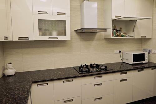 Woodpecker Service Apartments - Green Park