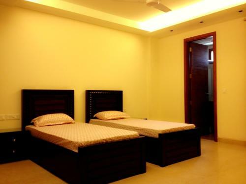 Woodpecker Service Apartments - Green Park