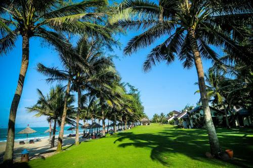 Hotel Palm Garden Beach Resort & Spa