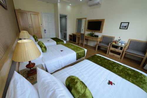 Blue Hanoi Inn Hotel