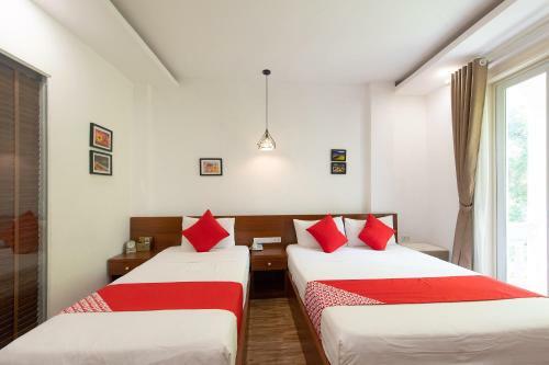 Hostal Happy Moon Guest House