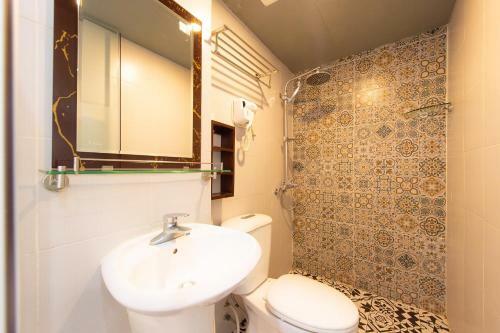 Hostal Happy Moon Guest House
