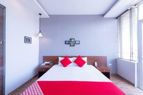 Hostal Happy Moon Guest House