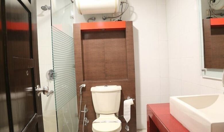 Hotel Chirag Residency