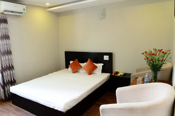Cosmos Hotel