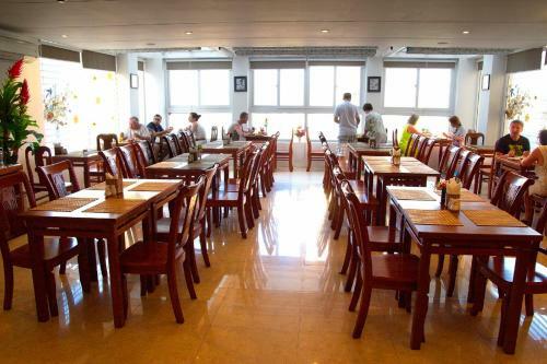 Hotel Golden Beach Nha Trang