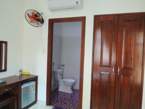 Long Chau Hotel