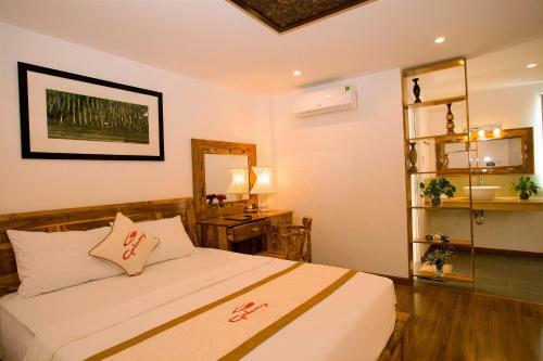 Rex Hotel & Apartment