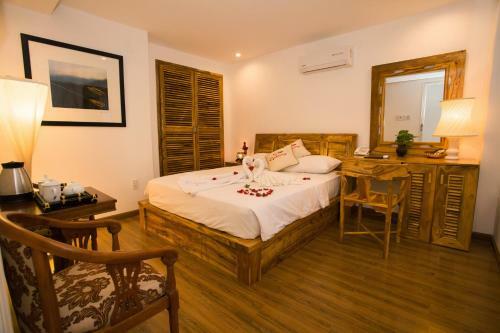 Rex Hotel & Apartment