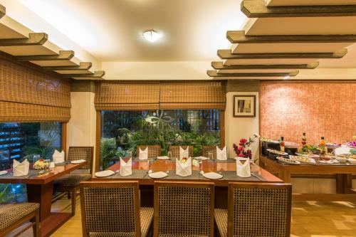 Hotel Park Central Comfort- E- Suites