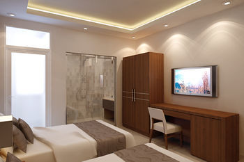 Azura Hotel