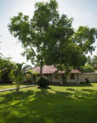 Hotel Isola Di Cocco Ayurvedic Beach Resort