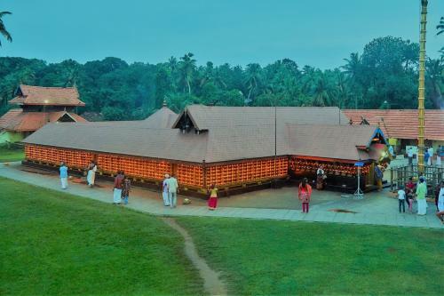 Hostal Ashtamudi Villas