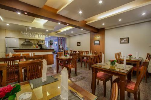 Hanoi Elegance Ruby Hotel