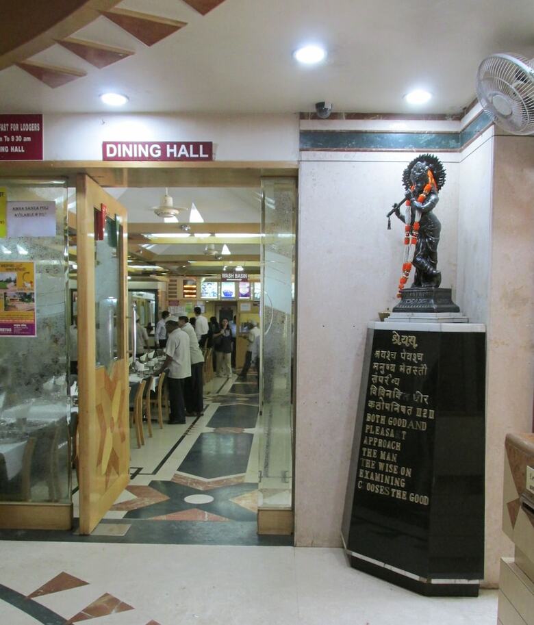 Hotel Shreyas