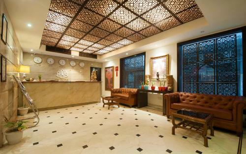 Airport Hotel De Aura