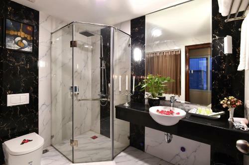 Hanoi Eternity Hotel