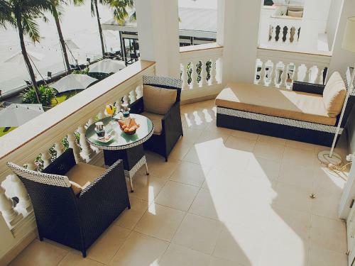 Hotel Villa Song Saigon