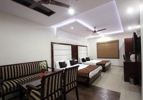 Hotel Mohan International