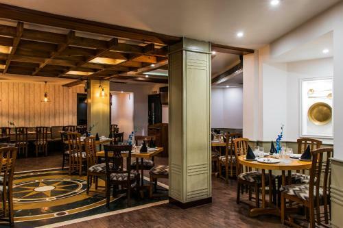 Hotel The Park Residency