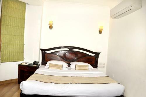 Hotel The Park Residency