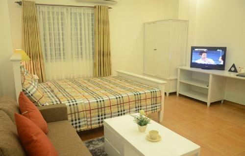 Smiley Apartment 3