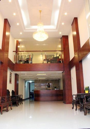 City Hotel 35 Luu Van Lang