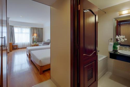 Silverland Central Hotel & Spa