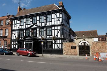 Tudor House Hotel - Guest House
