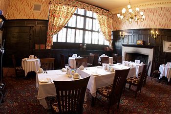 Tudor House Hotel - Guest House