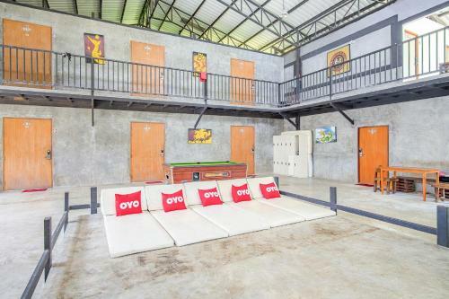 Freedom Hostels@phi Phi