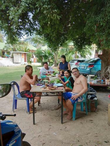 Hotel Baannoksuan Resort