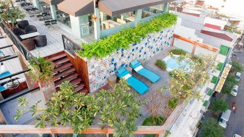 Hotel A & Em - 280 Le Thanh Ton
