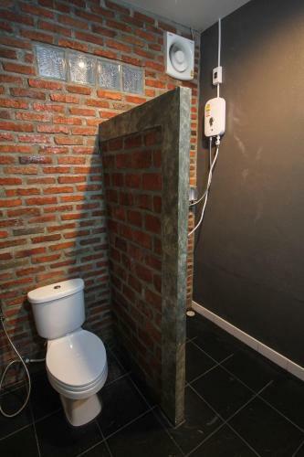 Koh Jum Hostel