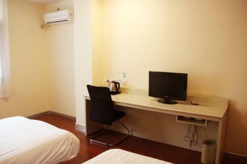 Hotel Hanting Express Dalian Jinzhou New Times Square