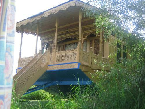 Akbar Group Of Heritage Houseboats