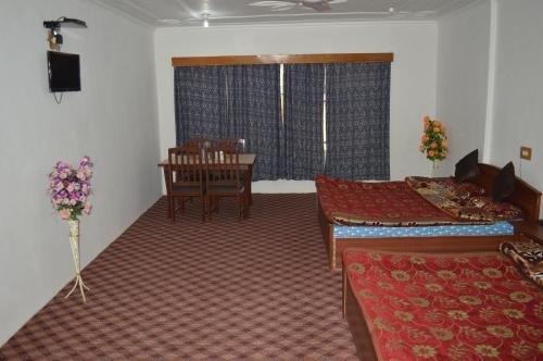 Posada Grand Noora Palace