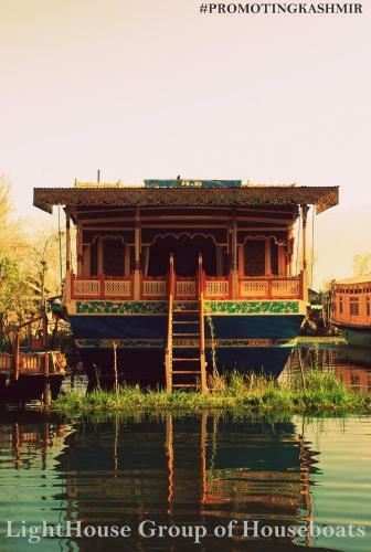 Light House Group Of Houseboats