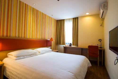 Hotel Home Inn Kunming Shuanglong