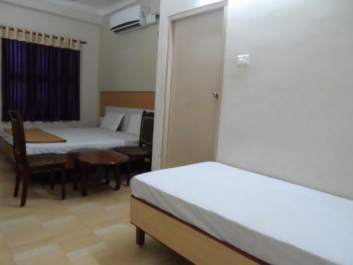 Hotel Pasuparthy Residency