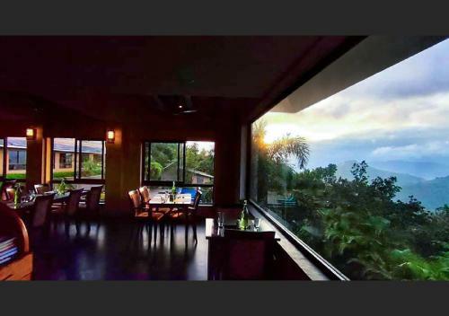 Hotel Poetree Sarovar Portico, Thekkady