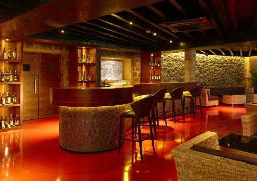 Hotel Poetree Sarovar Portico, Thekkady