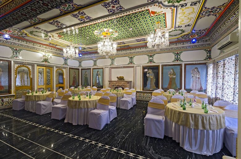 Hotel Chunda Palace