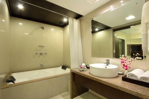 Hotel Express Residency Vadodara