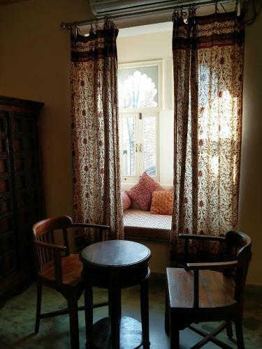 Bed & Breakfast Hotel Pratap Bhawan