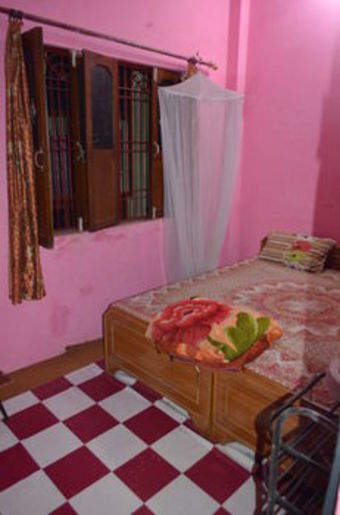 Bed & Breakfast Somit Paying Guest House