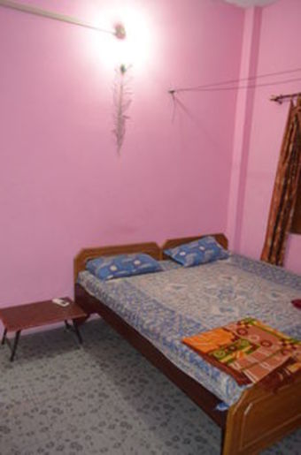 Bed & Breakfast Somit Paying Guest House