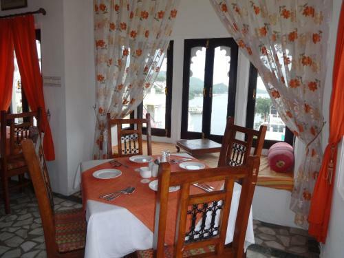 Karohi Haveli - A Heritage Hotel